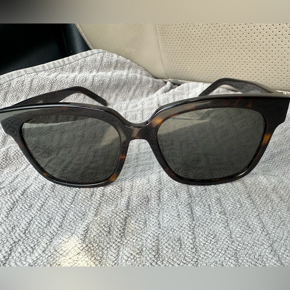 Yves Saint Laurent YSL SL M40 oversized sunglasses - Picture 3 of 12